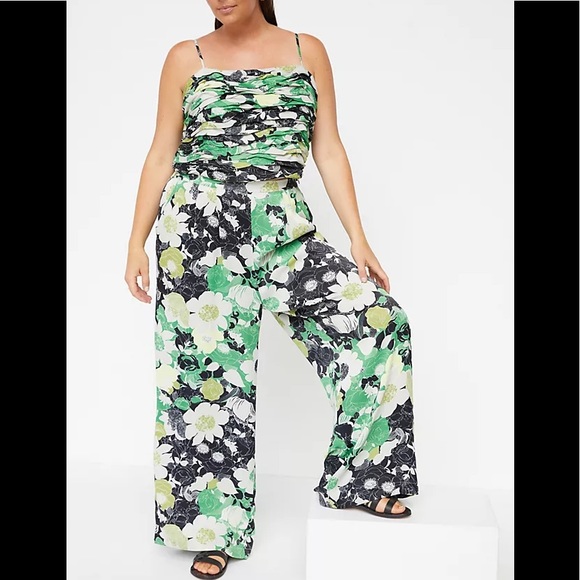 Anthropologie Pants - Anthropologie Floral Wide Leg Pant Set- NWT